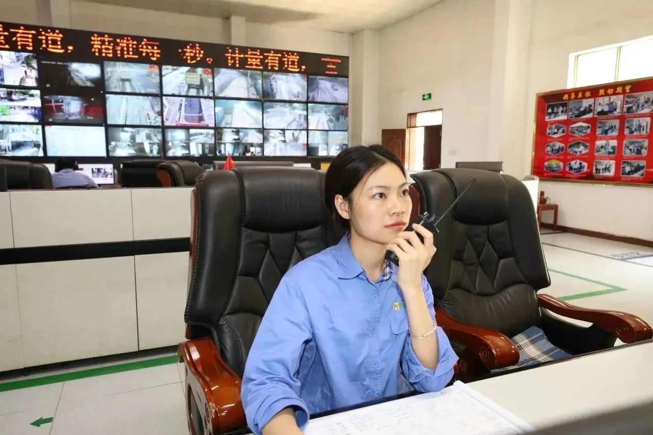 致敬“她”实力 尊龙凯时开展“国际妇女节”系列活动3_20240309154103.jpg