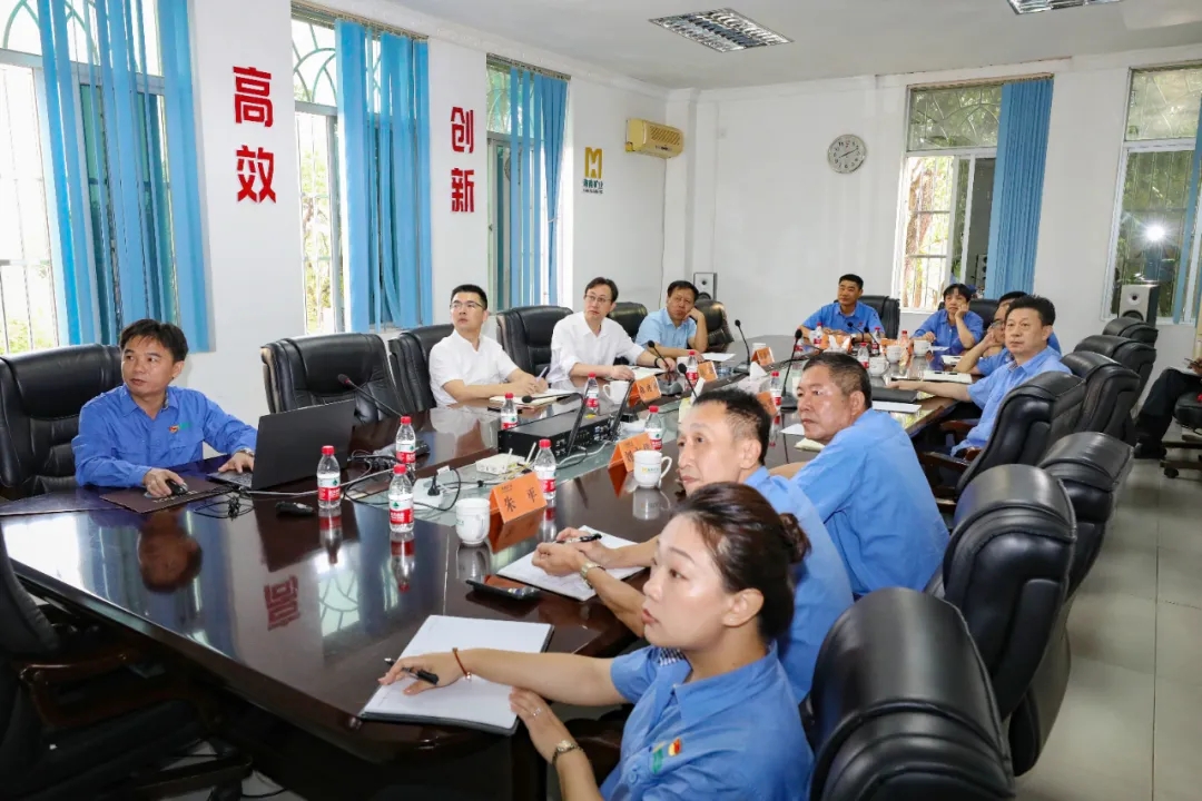 海南省总工会副主席陈波一行到尊龙凯时调研指导1.webp.jpg