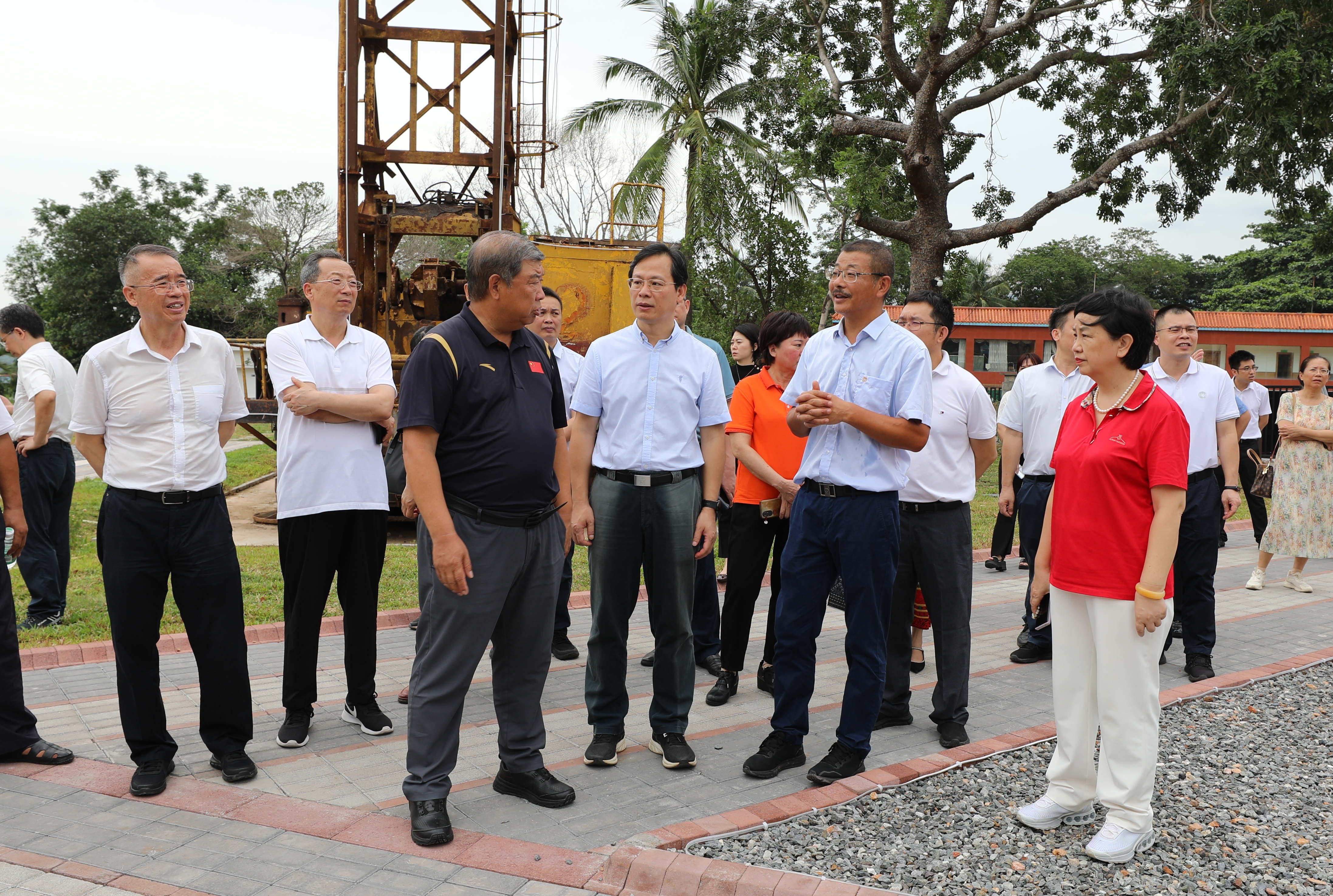 中华慈善总会副会长孙少华一行到访尊龙凯时