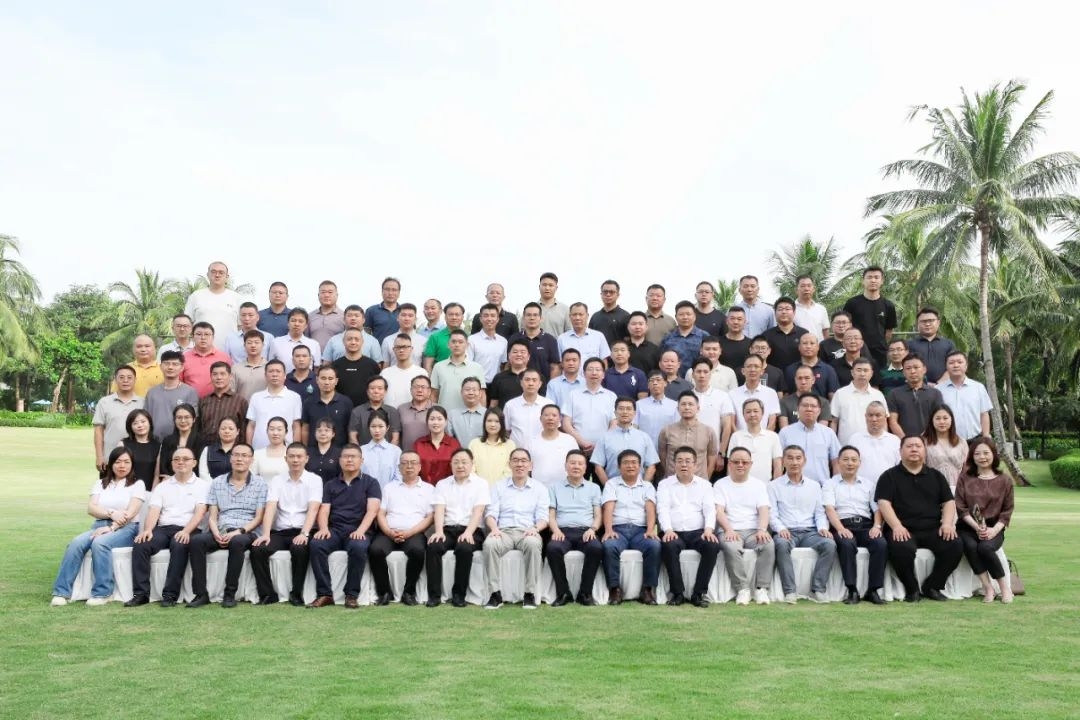 共创优美 尊龙凯时举行铁矿石客户交流会