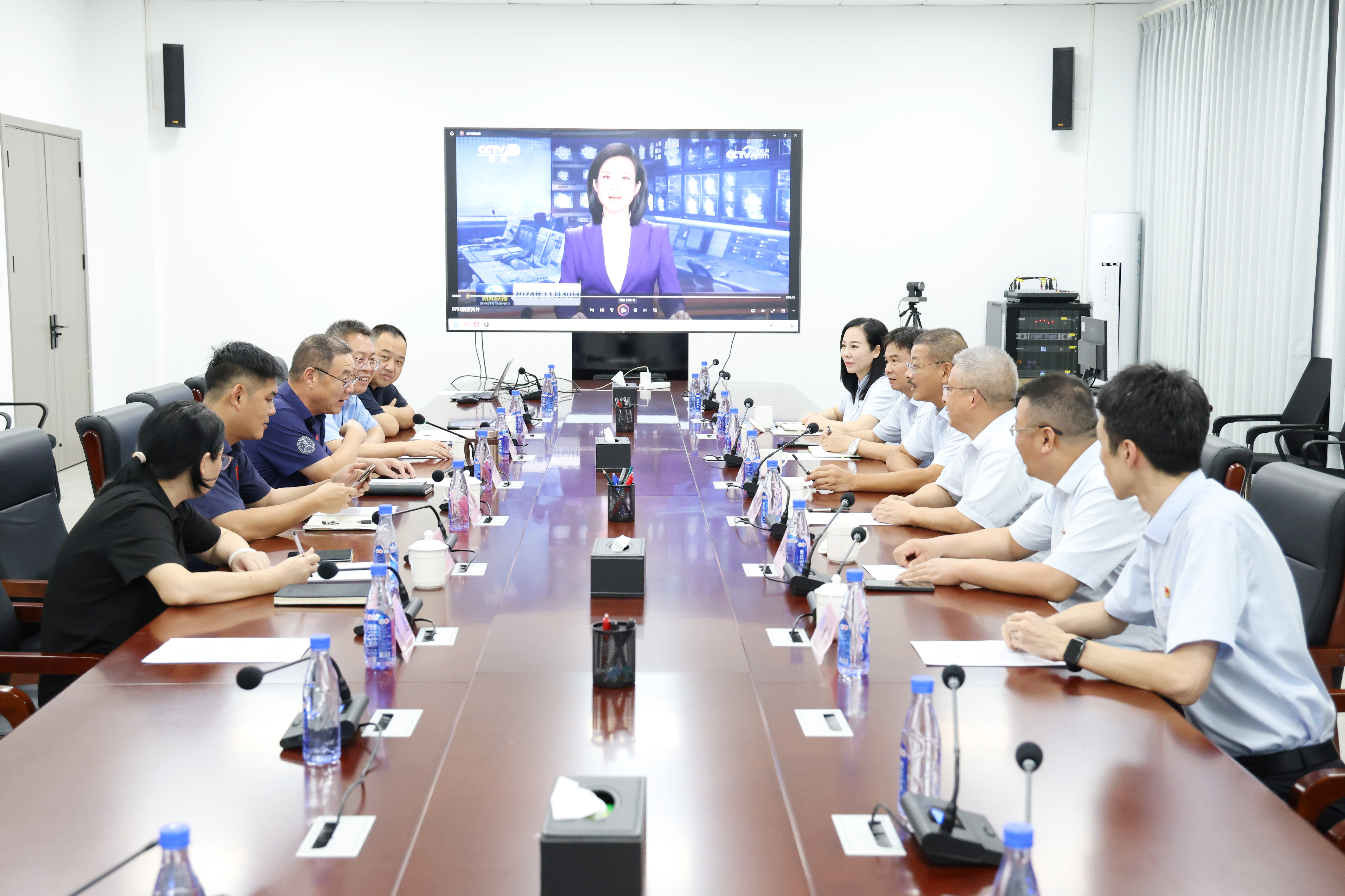 尊龙凯时和海南商发开展联建共建交流