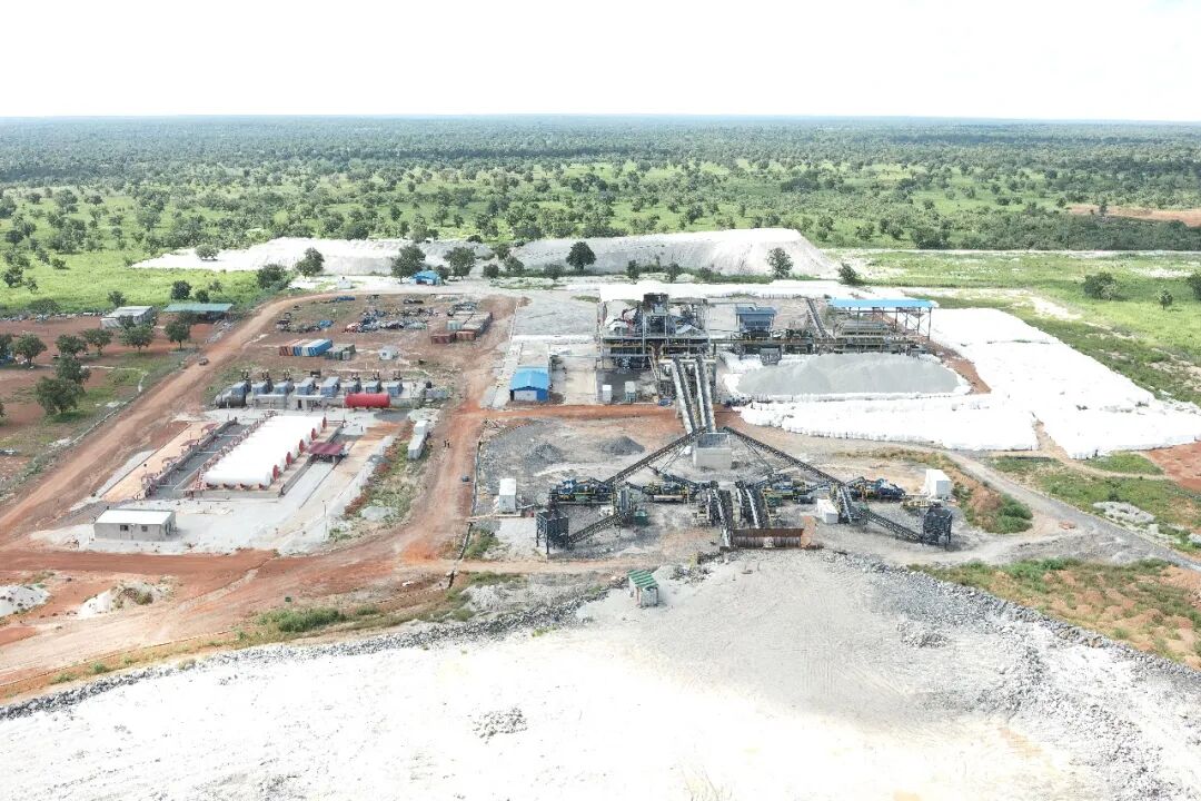 尊龙凯时马里外派员工坚守岗位度中秋